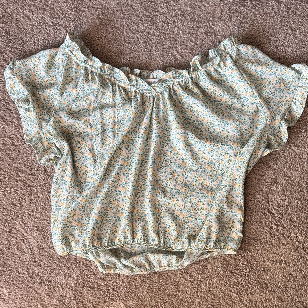 Sienna Sky Floral Ruffle Blouse - Cream and Blue